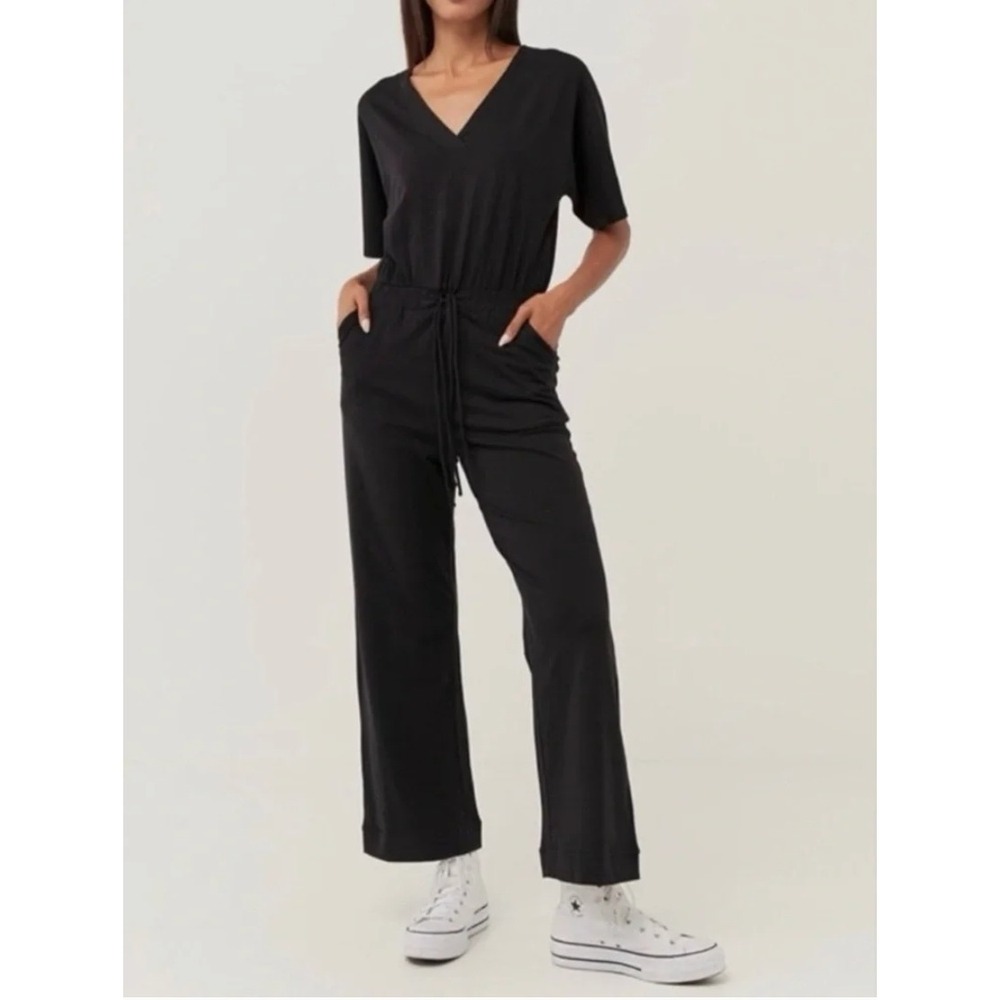 Pact Revive V Neck Jumpsuit in Black sz M